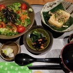 Hokkori - 豪華！サーモンアボガド丼！