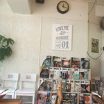 シマシマトム - お洒落な店内