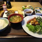 AZUMAYA HOTEL KIM MA 2 - 朝食
