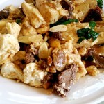 三笠 - 「牛肉ととうふのニンニク炒め」アジクーターな味付け