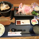 くつろぎダイニング哲 - 料理写真:中泊メバル膳