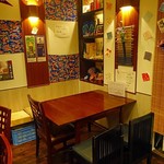 OKIRAKU - テーブル席は1卓