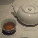 Seisakumeisaiken Shanfan - ランチについてくるお茶。