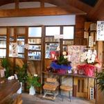 手打ち蕎麦 仙太郎 - 内観：席側からみた厨房　開店から１ヶ月　　2016.09