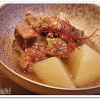 肉亭ふたご iki 新宿店 - 牛すじ大根