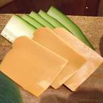 手打ち蕎麦 仙太郎 - お昼も夜もちょい飲みセット　前菜５種　山羊のチーズ、胡瓜添え