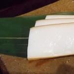 手打ち蕎麦 仙太郎 - お昼も夜もちょい飲みセット　前菜５種　燻製かまぼこ
      