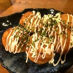 たこ焼きと海鮮 海団治 - たこ焼き6ヶ 塩ゴマ油(青のり・マヨネーズのせ)  300円(税抜)