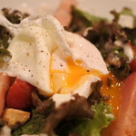 bistro D - たまごの黄身がとろ～り♪