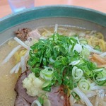 麺屋 彩未 - 生姜他の具材