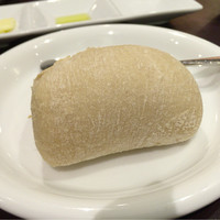 Sucre - 『田舎風ちぎりパン』はお代わり出来ます。
                  焼きたてを提供してくださいます。