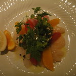 鮮魚カルパッチョ（真鯛・かんぱち・帆立）