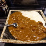 毘沙門天 - 馬すじカレー（大盛り）　1000円