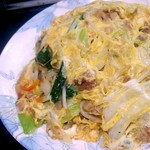 丸安そば - たっぷりの野菜とコンビーフハッシュを玉子でとじた丸安の「チャンポン」
