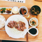 黒べぇさん - カリカリステーキ定食