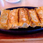 西安刀削麺 - 鉄板餃子
