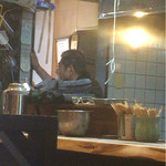 千年屋 - 勝新太郎に似た横顔の親父さん・・・まさに職人と言える。