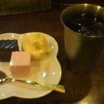 キートン - ハーティーセット（デザートプレート＆アイスコーヒー）