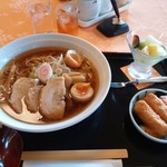三好カントリー倶楽部 - 厚切りチャーシュー麺