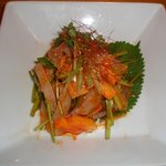 味庵 - 毎日直送の鮮魚で作る、韓国風刺身の野菜和え(甘辛酸味ソース)は絶品！