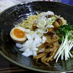 ラーメン人生JET - あぶり豚そば（青ネギだったのがカイワレに変わってます！）