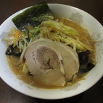 ふくろうの杜 - 具だくさん味噌ラーメン！