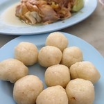 Kedai Kopi Chung Wah - 桃太郎のおとぎ話のキビ団子のように丸い