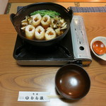 Murasaki - きりたんぽ鍋。1人客の場合は、1人前から注文可能です。
