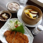 ダイニング なくりあ - 【2016年9月】ロースカツランチ　1,000円