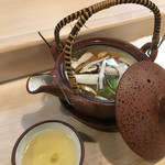 すし屋の弥助本店 - 松茸土瓶蒸し