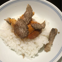 西麻布 いちの - [食事]
                雲丹の玉子掛け御飯、伊産とりゅふ