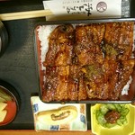 炭火焼うなぎ 東山物産 - 