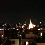 TWO ROOMS - 夜の景色です