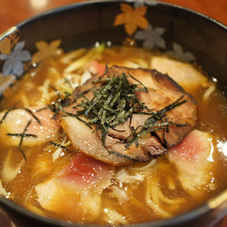 博士ラーメン別館 & HAKASE Thai 博士レストラン本店_1