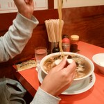 横濱飯店 - 肉そば７８５円