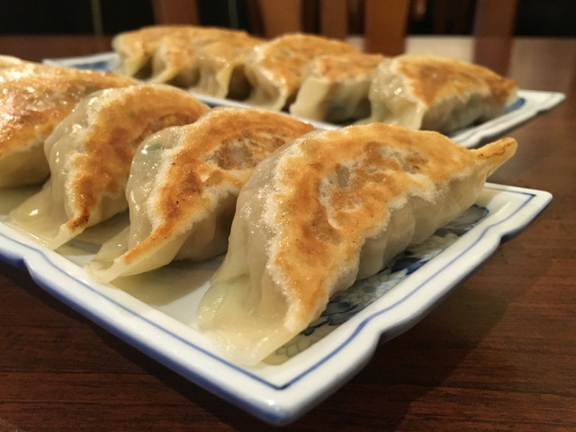 の 王国 餃子