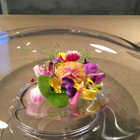 クラフタル - 枝豆のブラマンジェ 雲丹 フラワーソース 花を添えて