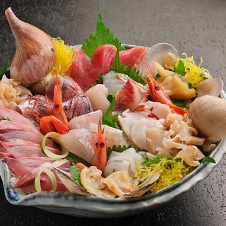 魚がし食堂 中央市場店_1