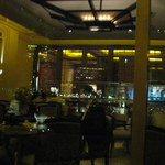 Mei Jiang - 店内。チャオプラヤ川も見えます。