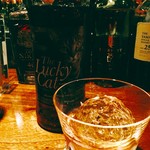 WHISKY BAR LEICHHARDT - 『Lucky Cat』様、鹿児島のマルスウィスキーのシリーズで創業者があまりに猫好きで作ったウィスキーってのが微笑ましい。