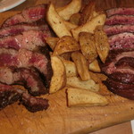 ル・キャトーズィエム - 近江　木下牛　とうがらし\2400/g　　　　　　　ロース
                                \2500/g