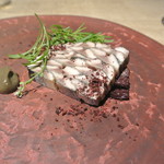 ２０１６年１０月１日の前菜１秋刀魚のテリーヌ