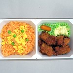 駅弁屋 - チキンライス＆唐揚げ＆ミニウインナー＆マカサラ