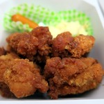 駅弁屋 - 鶏の唐揚げ