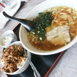 食事処 蒼 - ラーメン＆魯肉飯（小）セット（８５０円）２０１６年９月