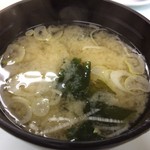 波止場食堂 - わかめ、長ネギ。