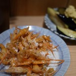 立呑み晩杯屋 - 川海老の素揚げなんてえのもあったよ！ﾎﾟﾘﾎﾟﾘ