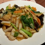 中国料理 青冥 - 八宝焼そば￥900+ご飯スープ￥200
