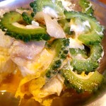 新小屋 - 「ゴーヤーちゃんぷるー」食感と味付けのバランスが秀逸