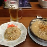 豚とろ - ラーメン＋ミニ炒飯(Ａセット) ￥９８０
            ラーメン頼んで生ビール￥１５０